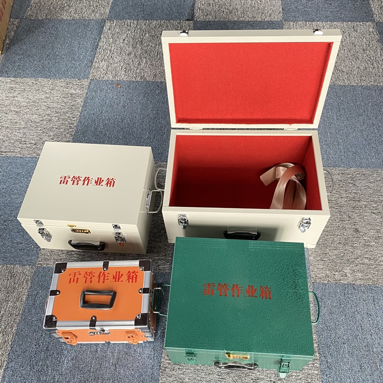 天安乡爆破工程作业箱如何选择？玻璃钢与传统材质的全面对比